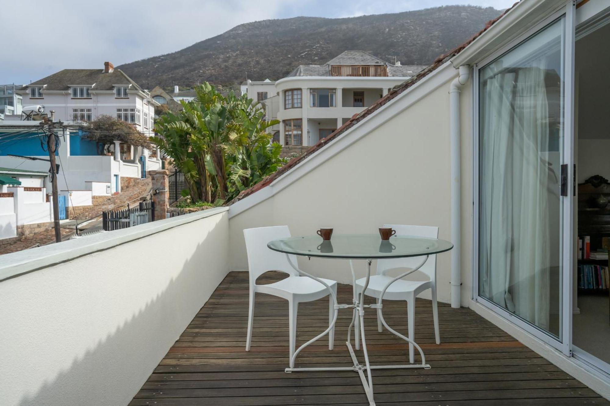 Chartfield Guesthouse Kalk Bay Buitenkant foto